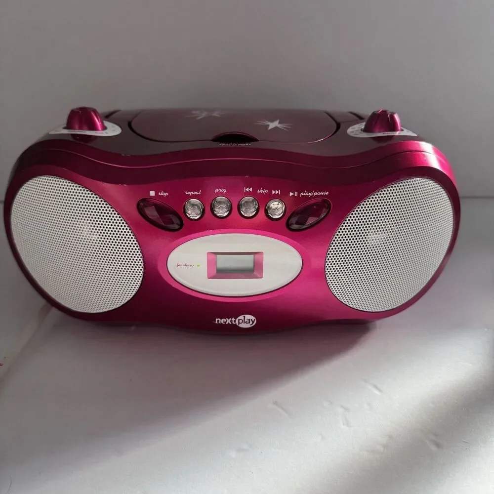 Nextplay Hot Pink Glitz & Glitter AM/FM Cd BOOMBOX NP400GB Works & Sounds Great - Picture 2 of 16